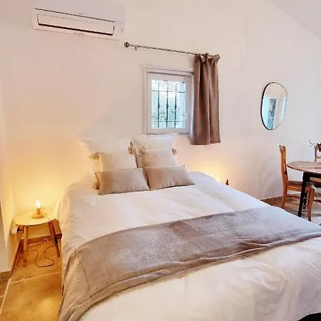 Bed & Breakfast Oasis En Provence Luberon *