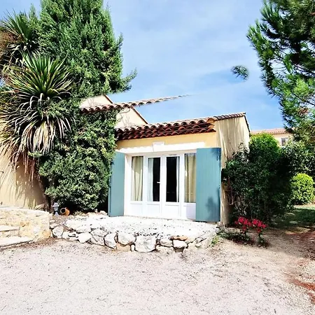 Oasis En Provence Luberon Bed and breakfast Pierrevert